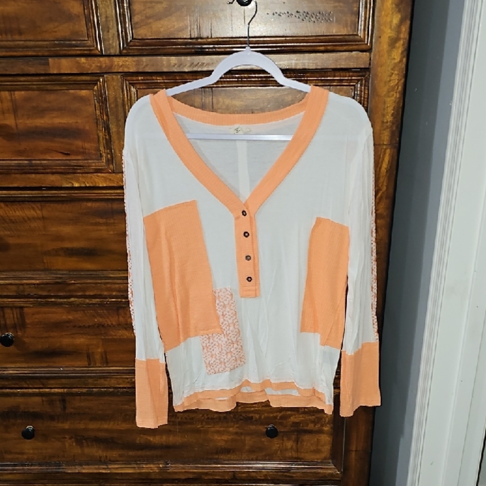 POL Womens Coral Orange And White Oversized POL Top. Nwots